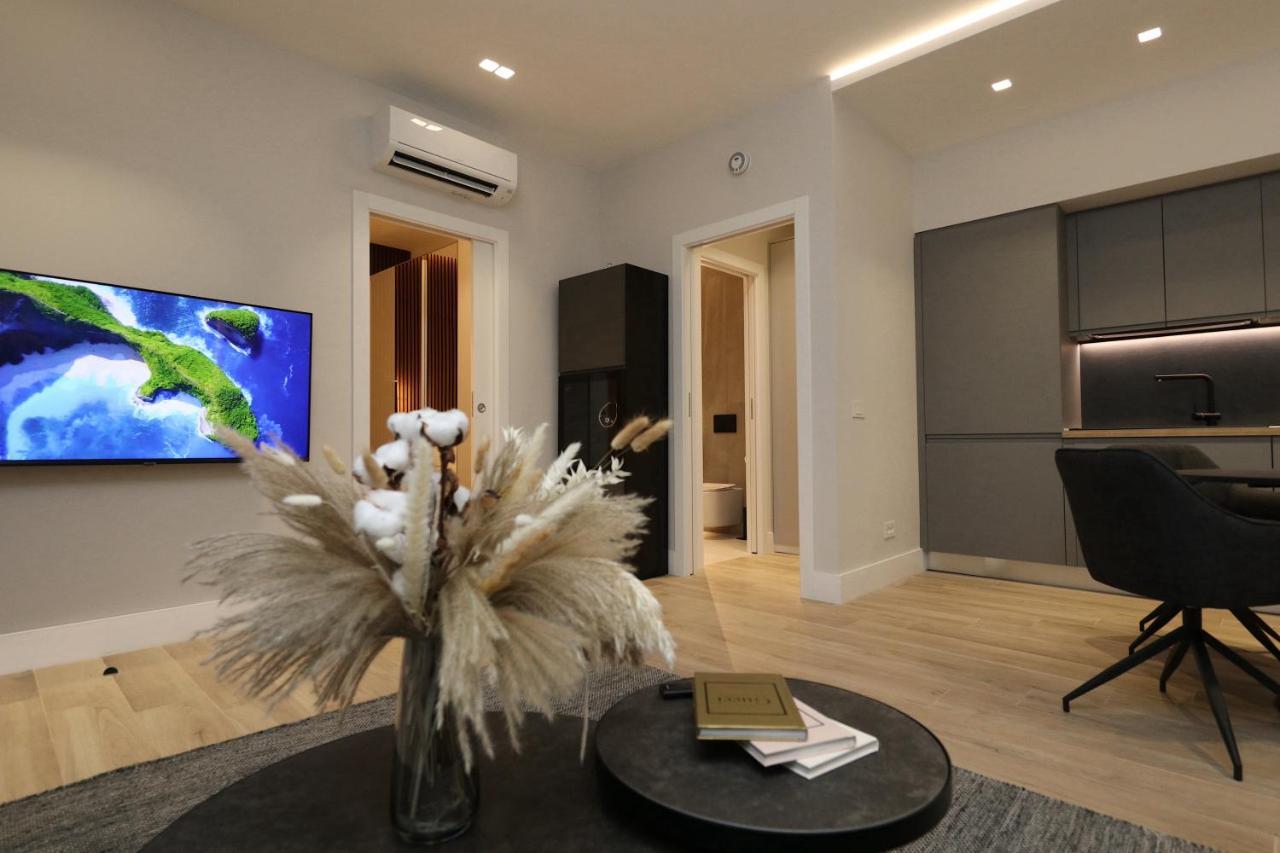 Renovated & Fully Equipped-Luxurious-2Room Fontana Suite, It Just Doesn'T Get Any Better! Olbia Exterior photo