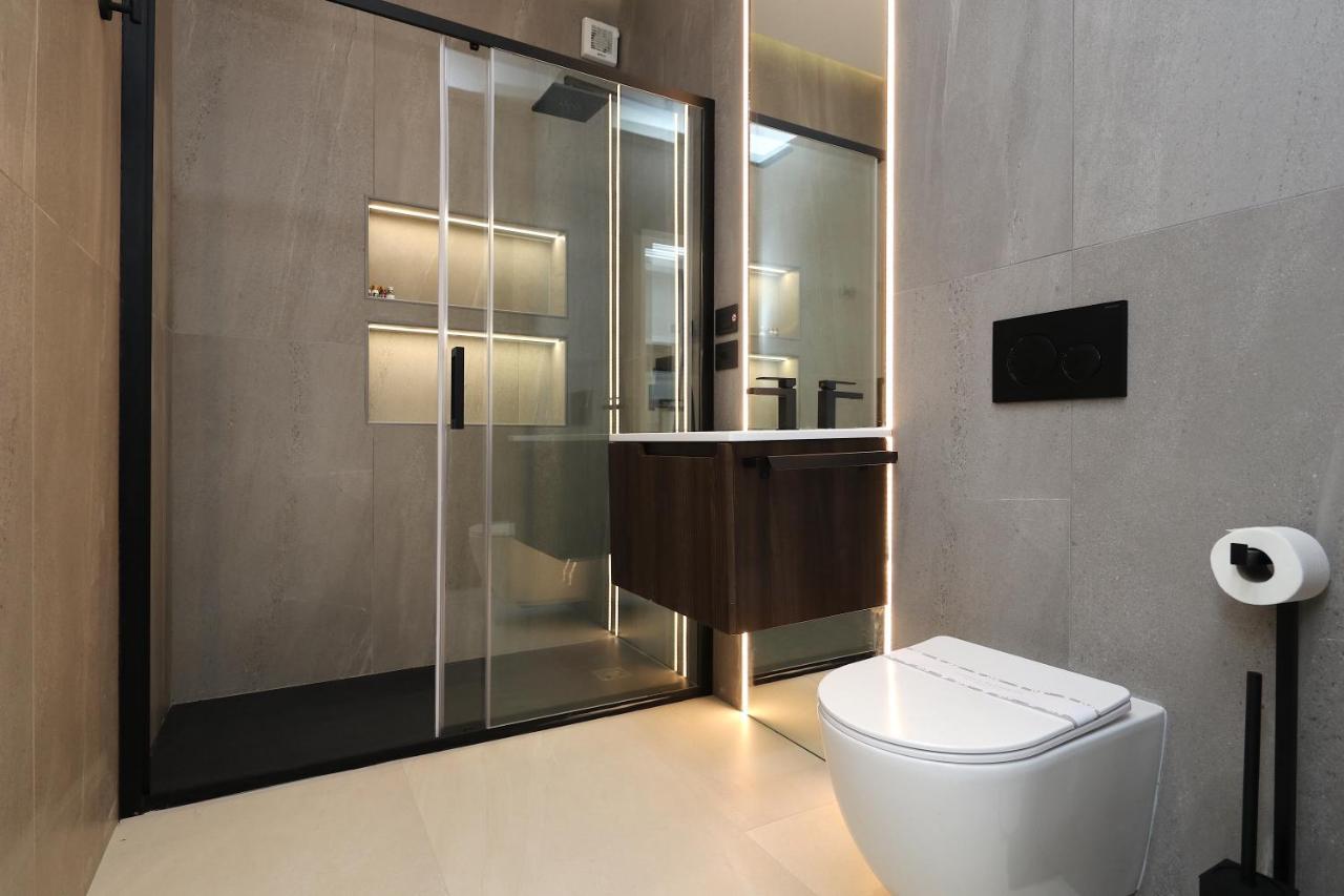 Renovated & Fully Equipped-Luxurious-2Room Fontana Suite, It Just Doesn'T Get Any Better! Olbia Exterior photo