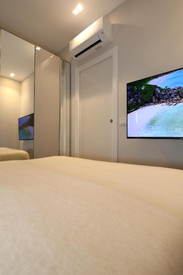 Renovated & Fully Equipped-Luxurious-2Room Fontana Suite, It Just Doesn'T Get Any Better! Olbia Exterior photo