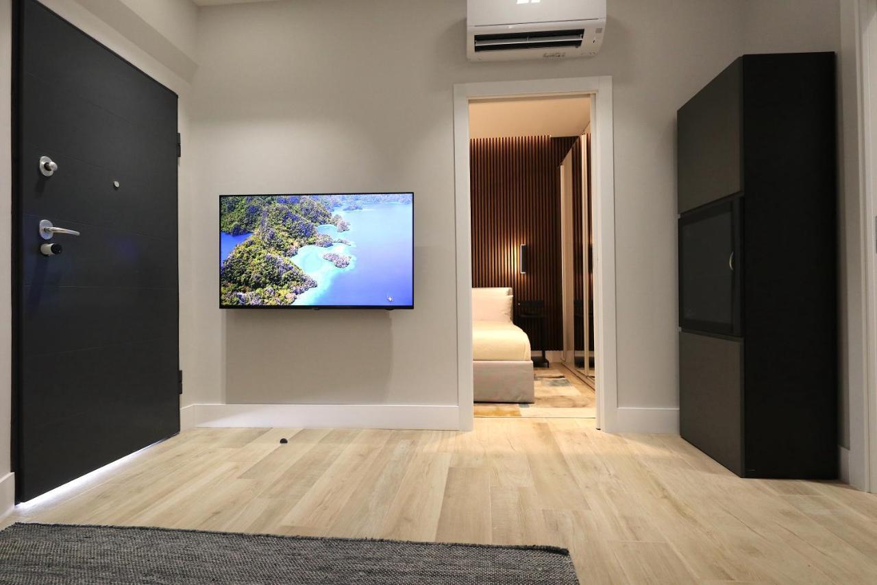 Renovated & Fully Equipped-Luxurious-2Room Fontana Suite, It Just Doesn'T Get Any Better! Olbia Exterior photo