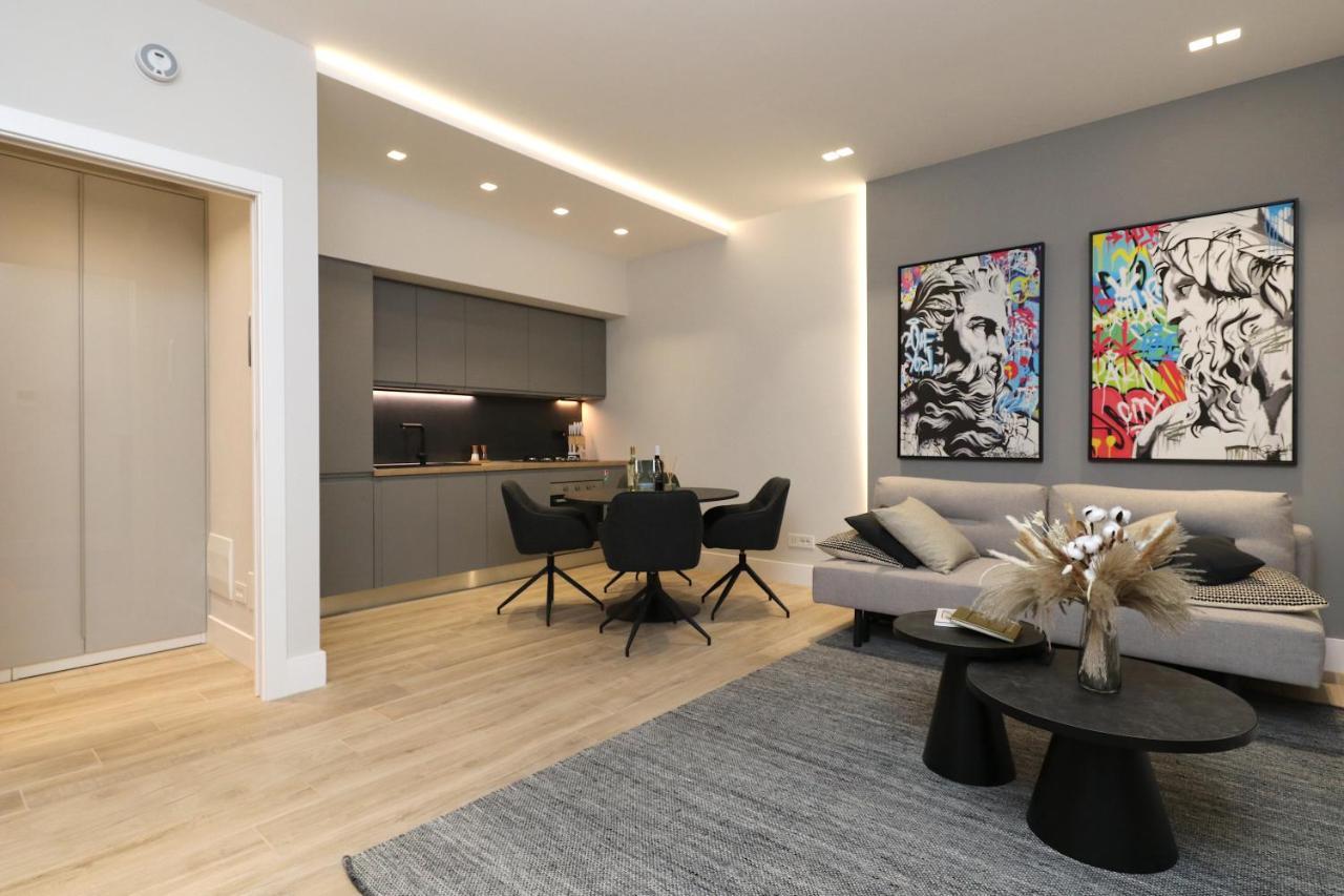 Renovated & Fully Equipped-Luxurious-2Room Fontana Suite, It Just Doesn'T Get Any Better! Olbia Exterior photo