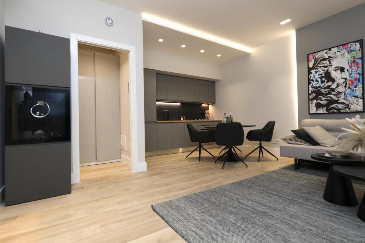 Renovated & Fully Equipped-Luxurious-2Room Fontana Suite, It Just Doesn'T Get Any Better! Olbia Exterior photo