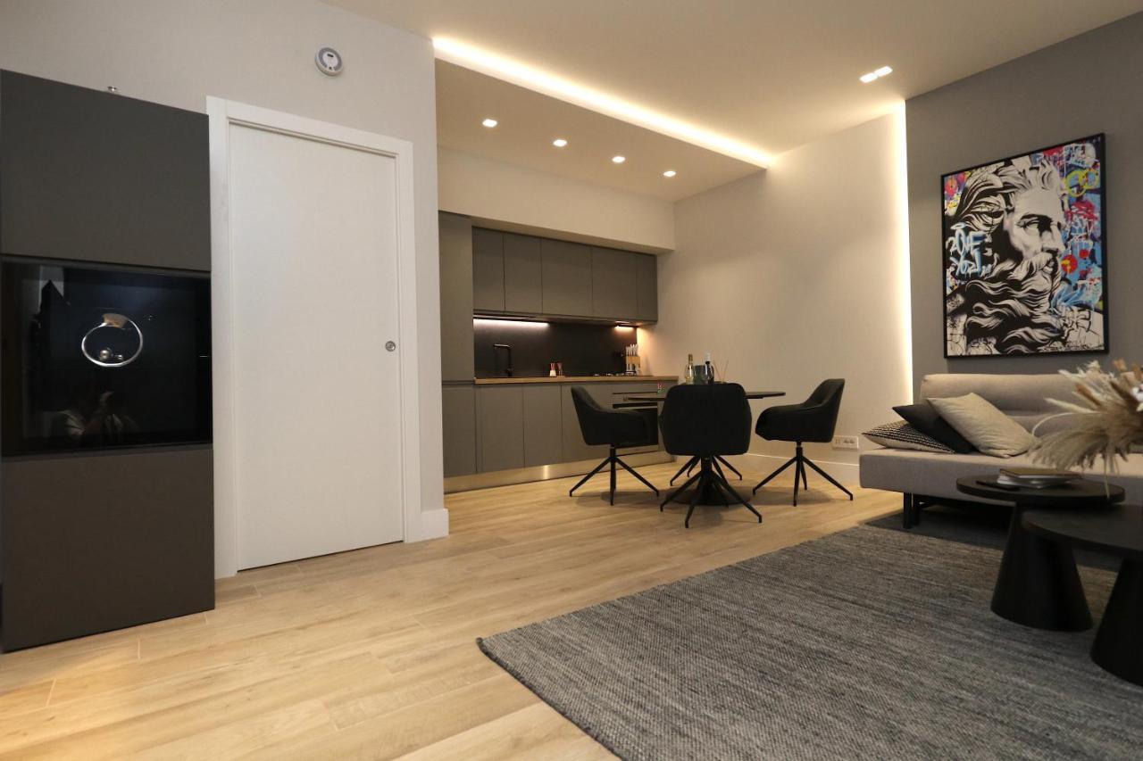 Renovated & Fully Equipped-Luxurious-2Room Fontana Suite, It Just Doesn'T Get Any Better! Olbia Exterior photo
