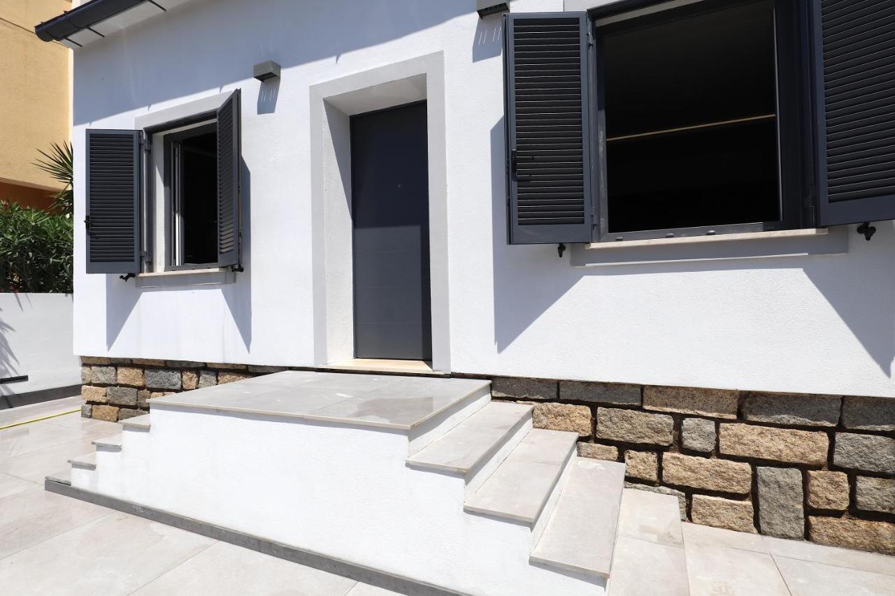 Renovated & Fully Equipped-Luxurious-2Room Fontana Suite, It Just Doesn'T Get Any Better! Olbia Exterior photo